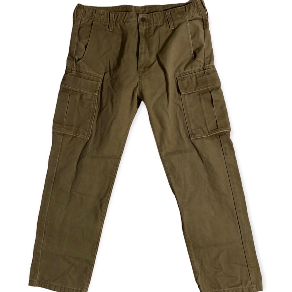 Levi’s Cargo Pants